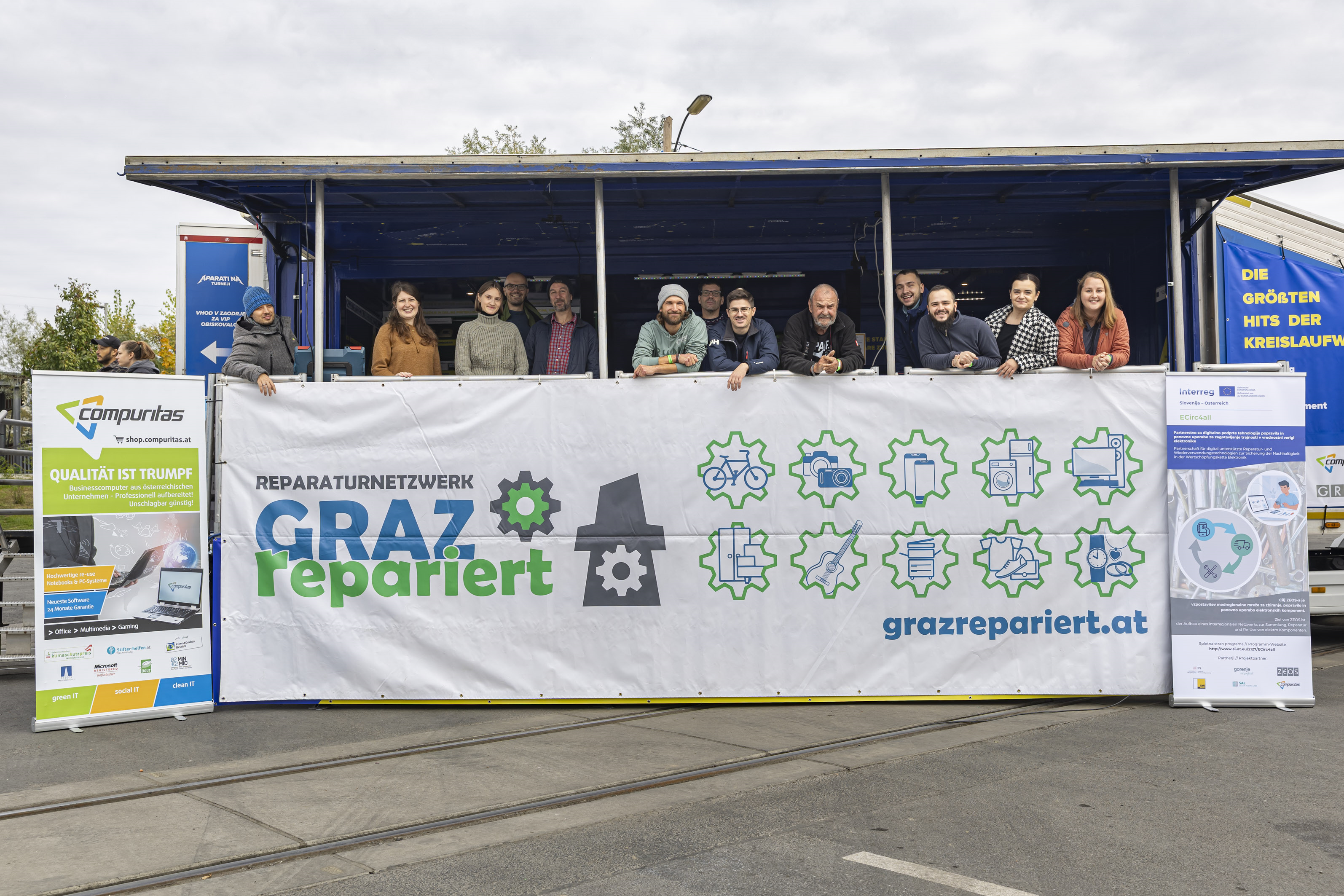 Menschen hinter Reparatur-Netzwerk Graz Banner „Graz Repariert“, compuritas.at.